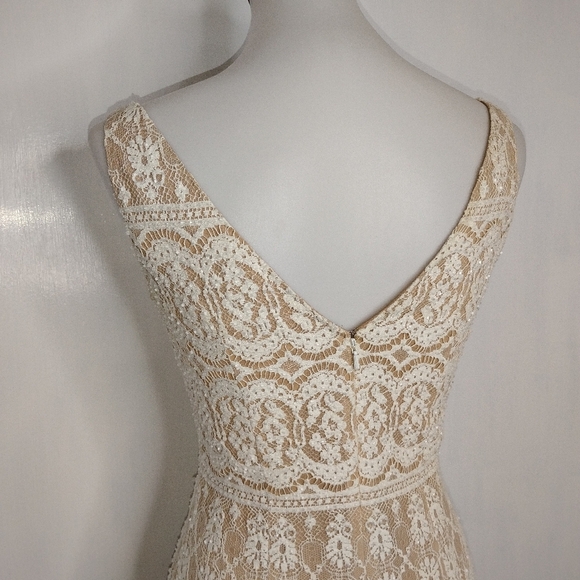 VINTAGE CACHE BEADED LACE DRESS - Picture 9 of 10